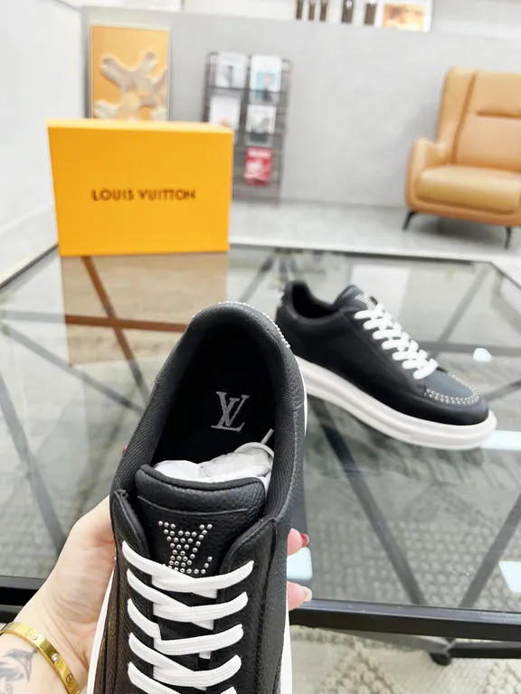 Louis Vuitton Shoe 